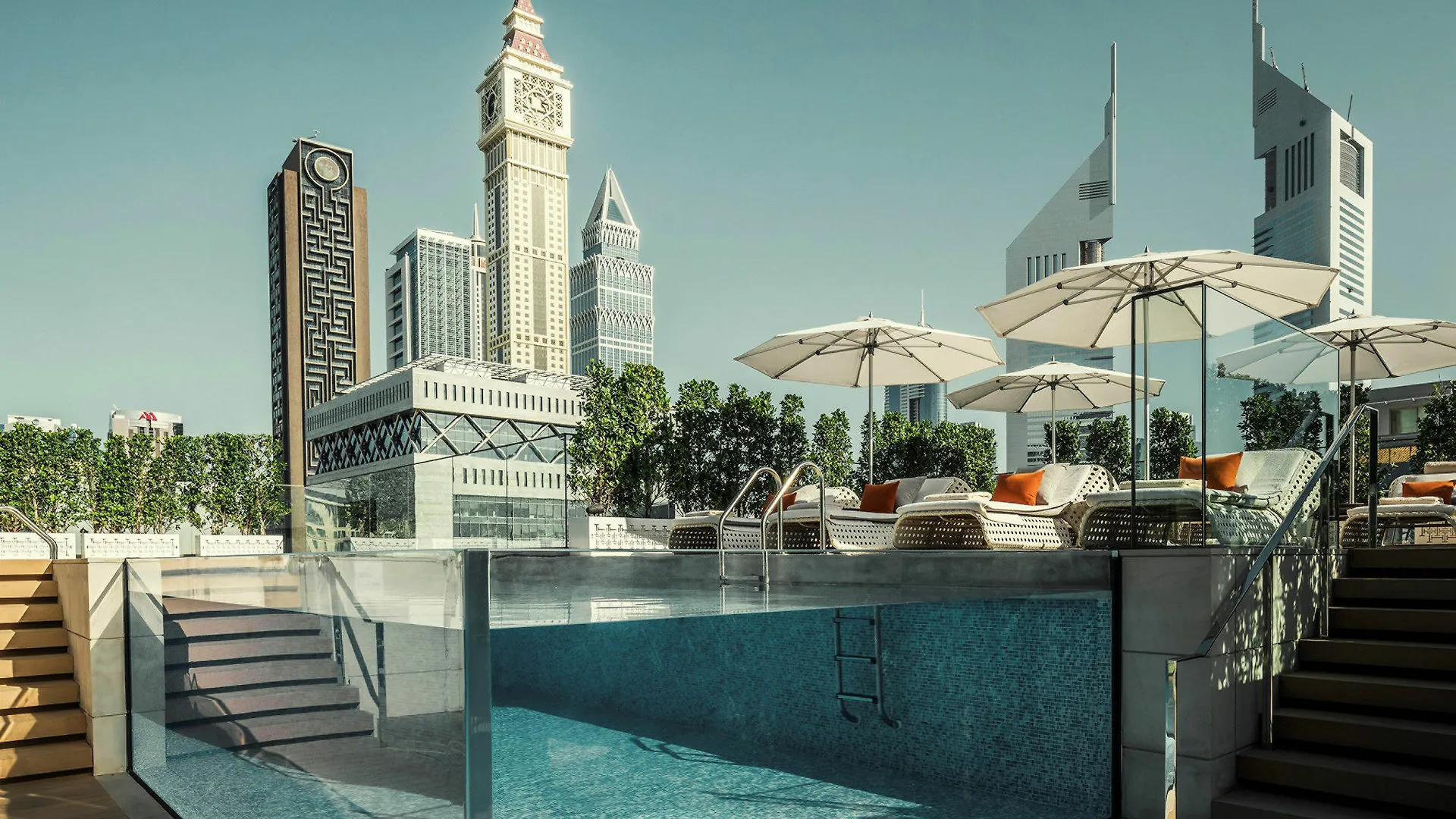 Four Seasons Hotel Dubai International Financial Centre 5*,  ОАЭ