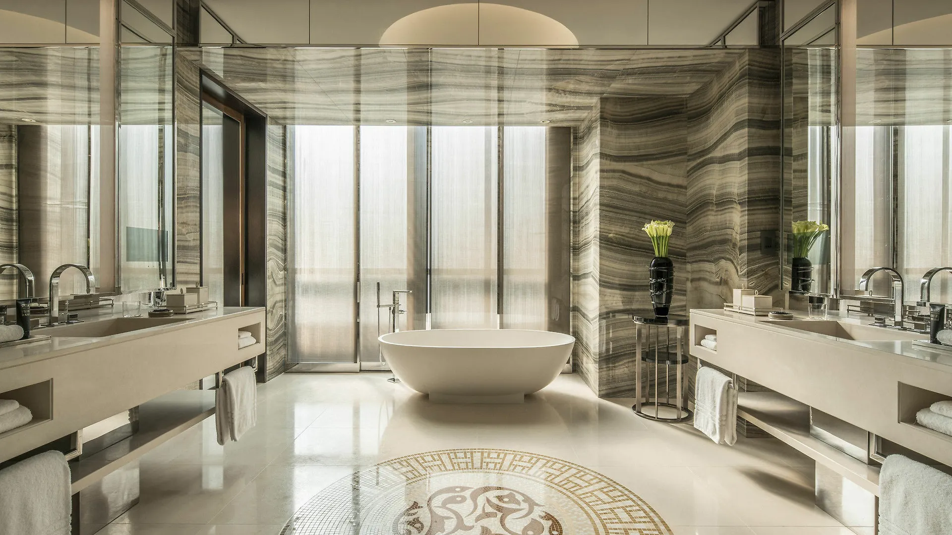 Four Seasons Hotel Dubai International Financial Centre