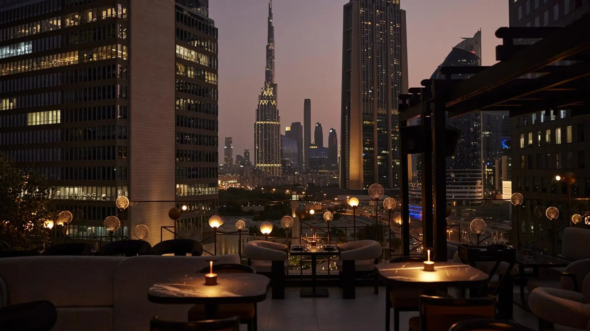 Four Seasons Hotel Dubai International Financial Centre